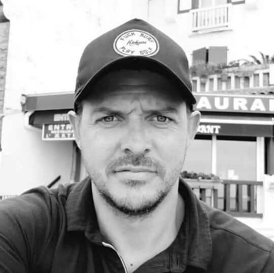 Profil de Massine