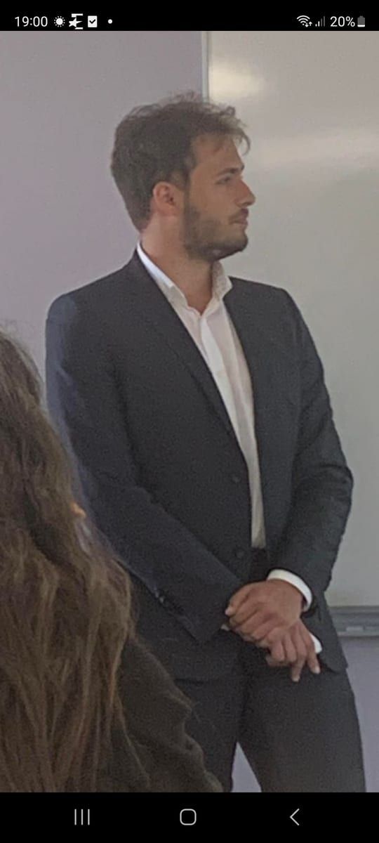 Profil de Estebane
